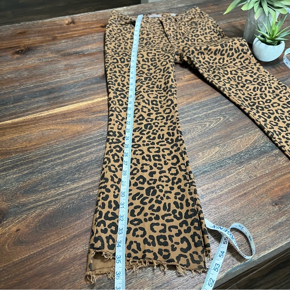 Bridget Crop High Rise Bootcut Jaguar Leopard Print Distressed Jean 26 - Picture 13 of 16